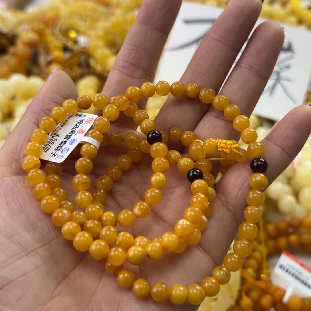 琥珀珠宝奇石未镶嵌