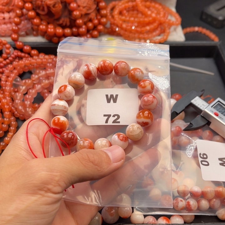 南红玛瑙未镶嵌多样性发货默认微瑕称重12mm