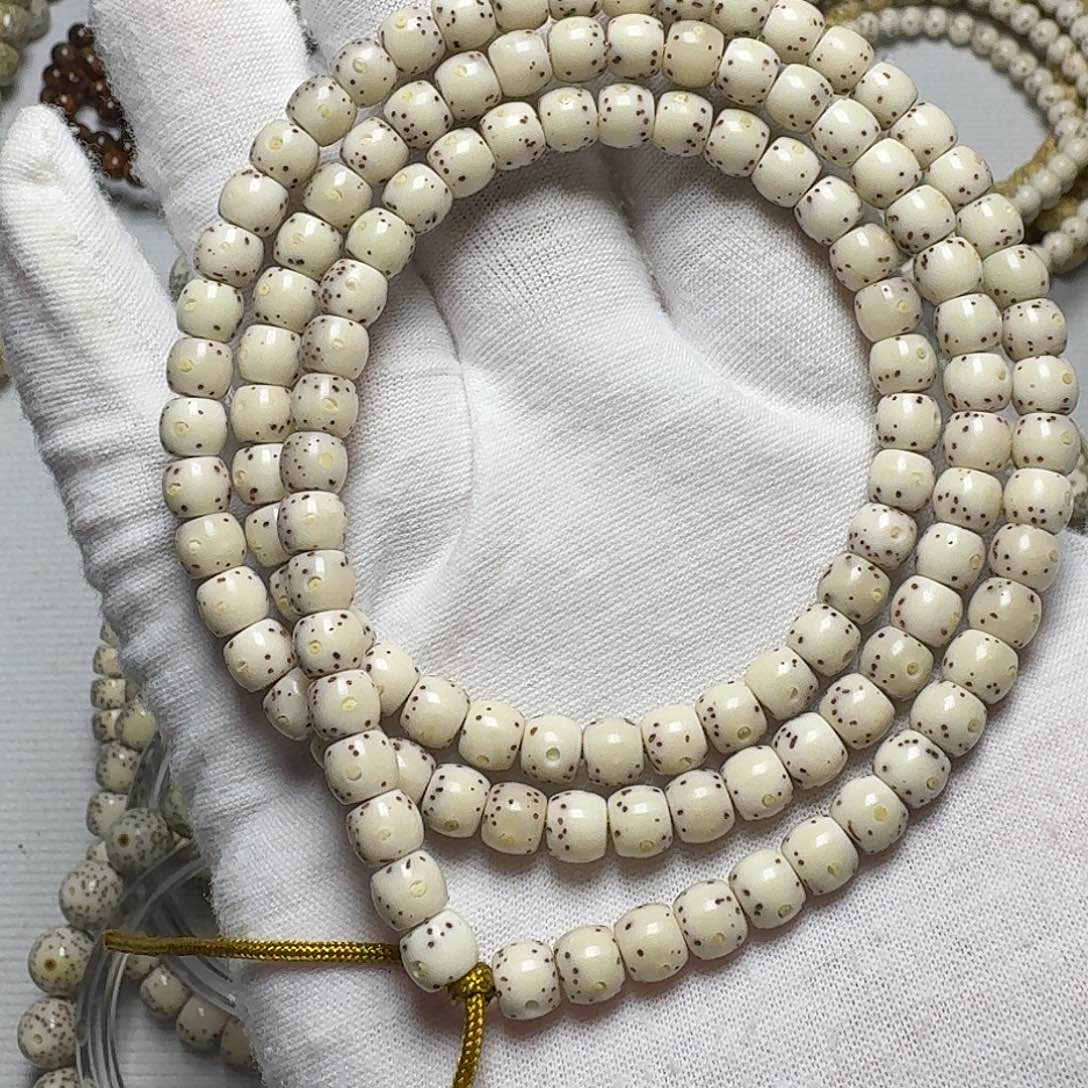 陈****手串星月菩提原生态石玉料月留白细星脖挂糯冰