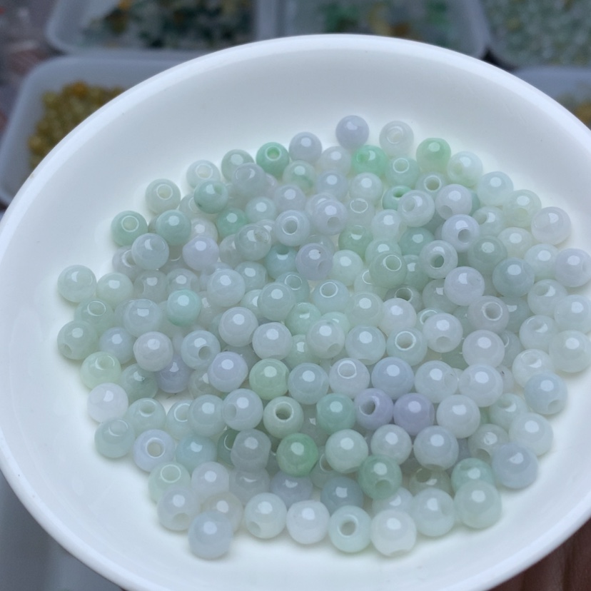 【闪购商品】翡翠手链未镶嵌卡6冰绿白大孔珠100颗