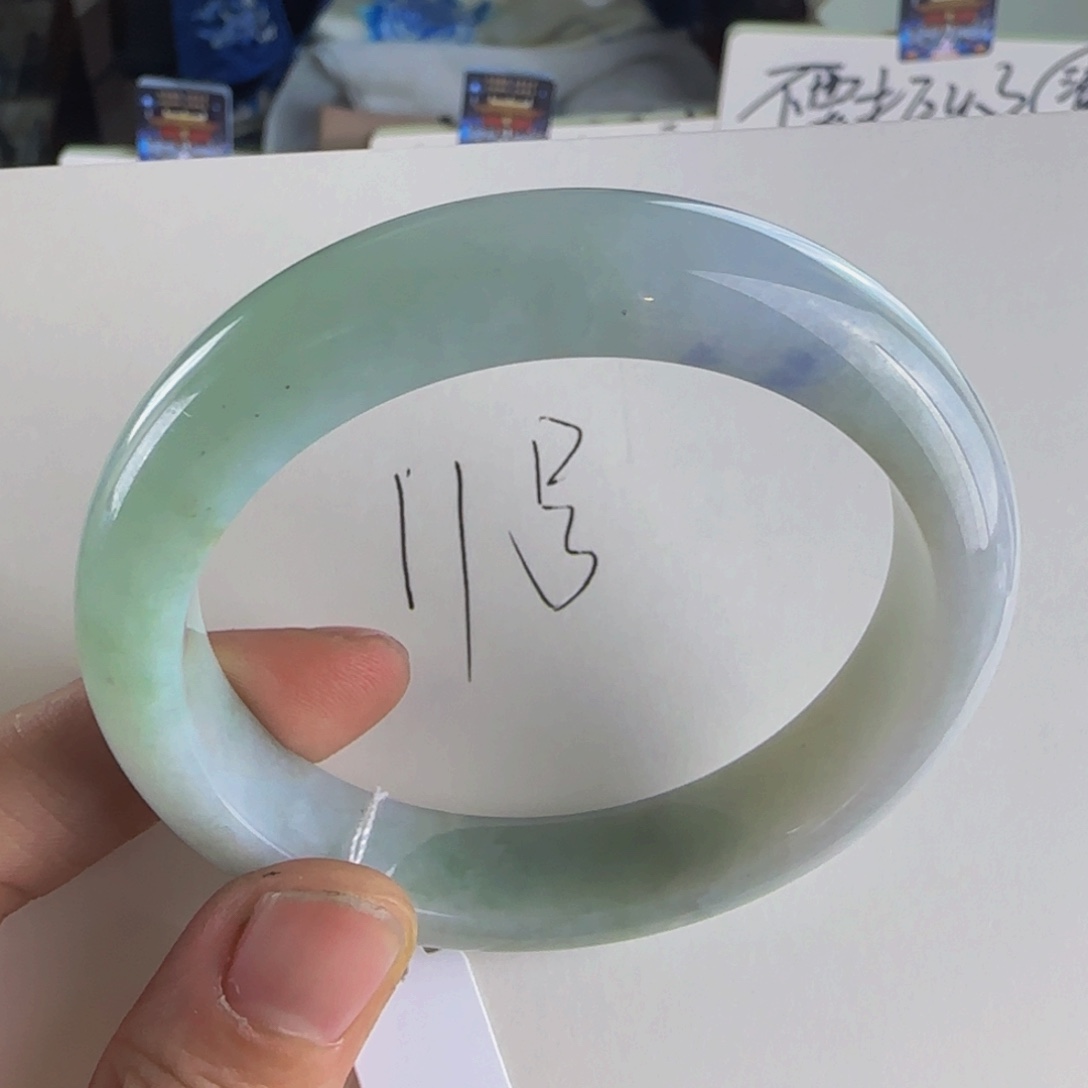 翡翠手镯未镶嵌老坑55