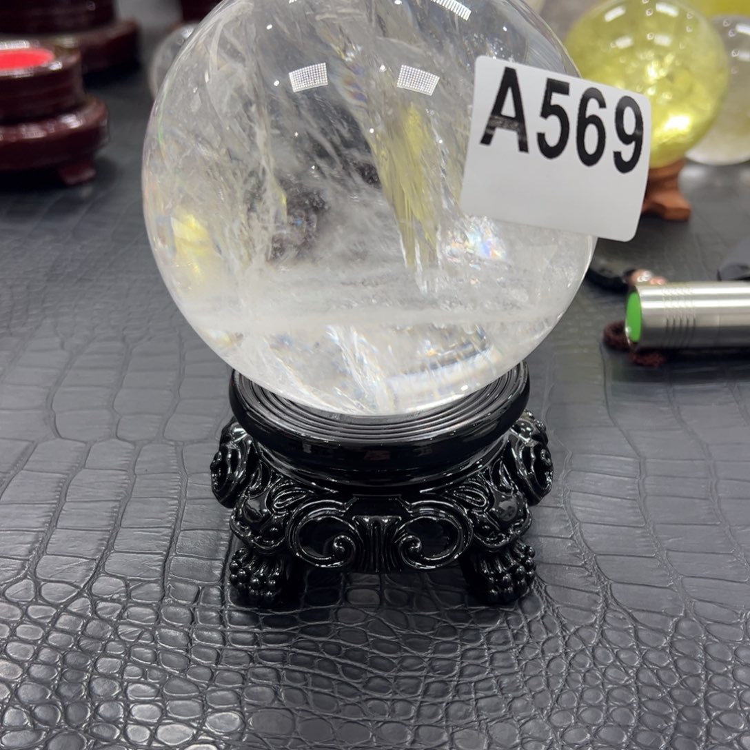 用***4石材天然白水晶球10.5