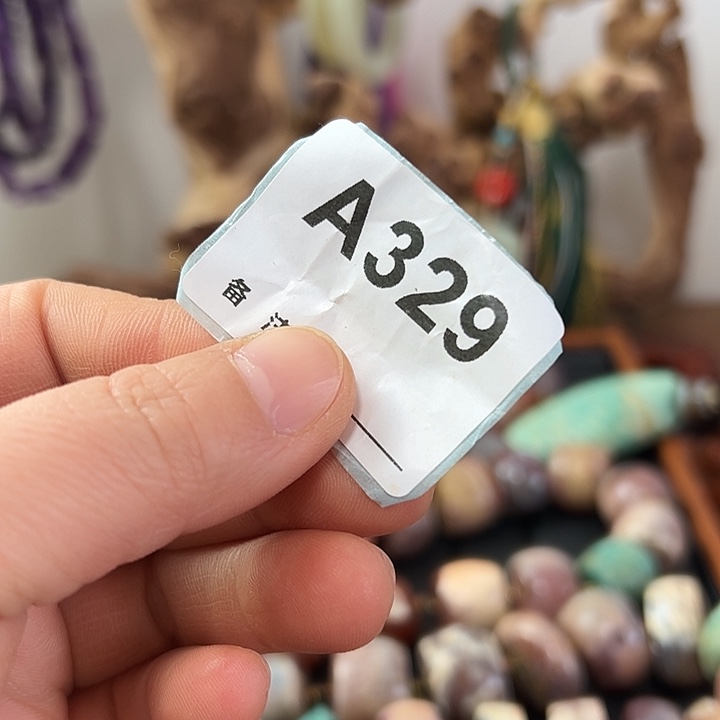 她***回玛瑙/玉髓未镶嵌颈饰