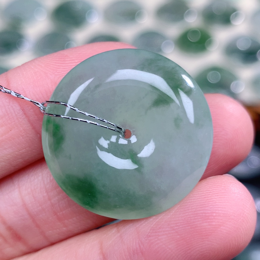 翡翠未镶嵌吊坠(不含链)25.6-6.1