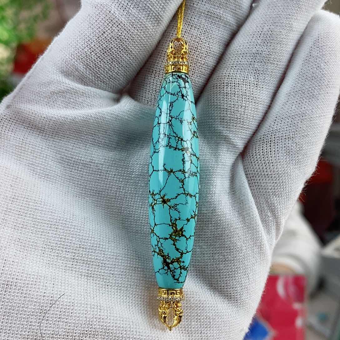 绿松石珠宝奇石18K金镶嵌