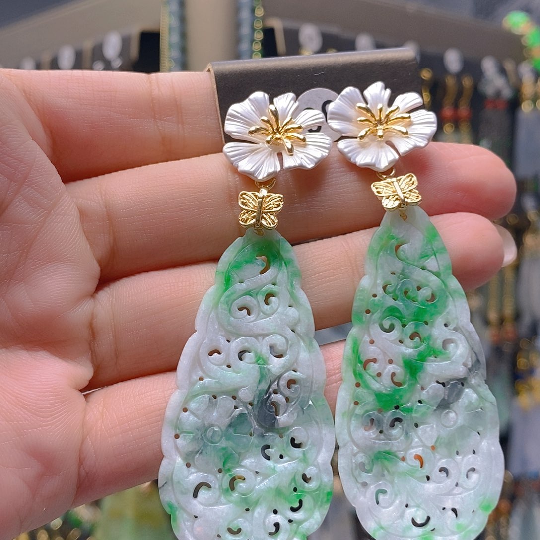 未镶嵌翡翠耳饰翡翠