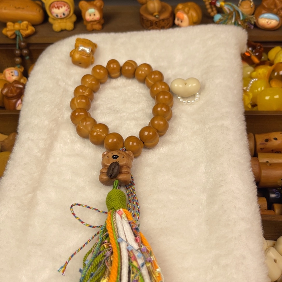 守***膘猴头核桃手串猴头