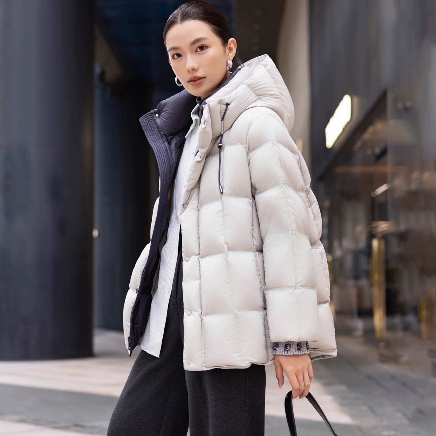 鹅绒服女2025秋冬新款加厚短款宽松95白鹅绒羽绒服时尚外套女