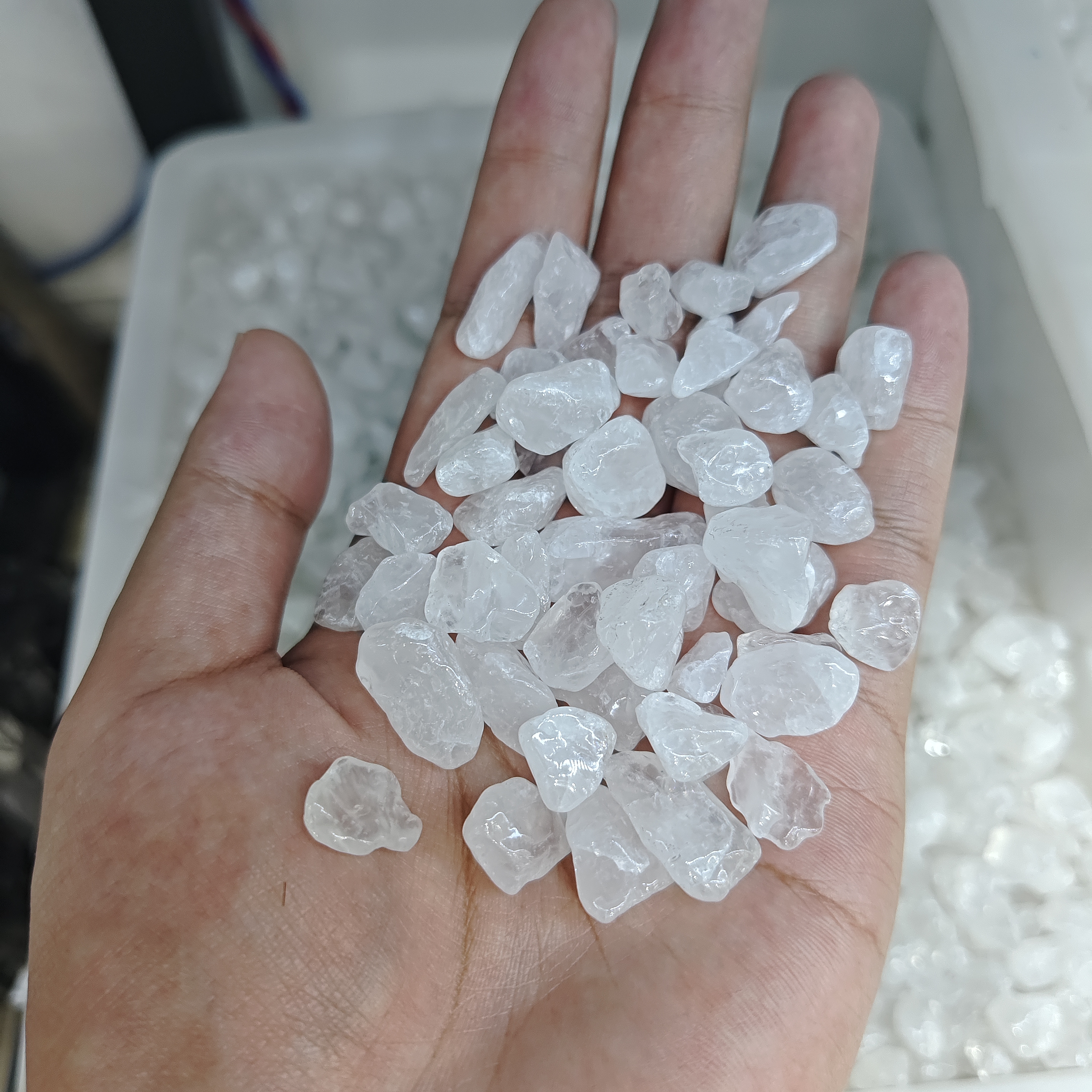 天然碎石颗粒可用于净化消磁的原石一斤