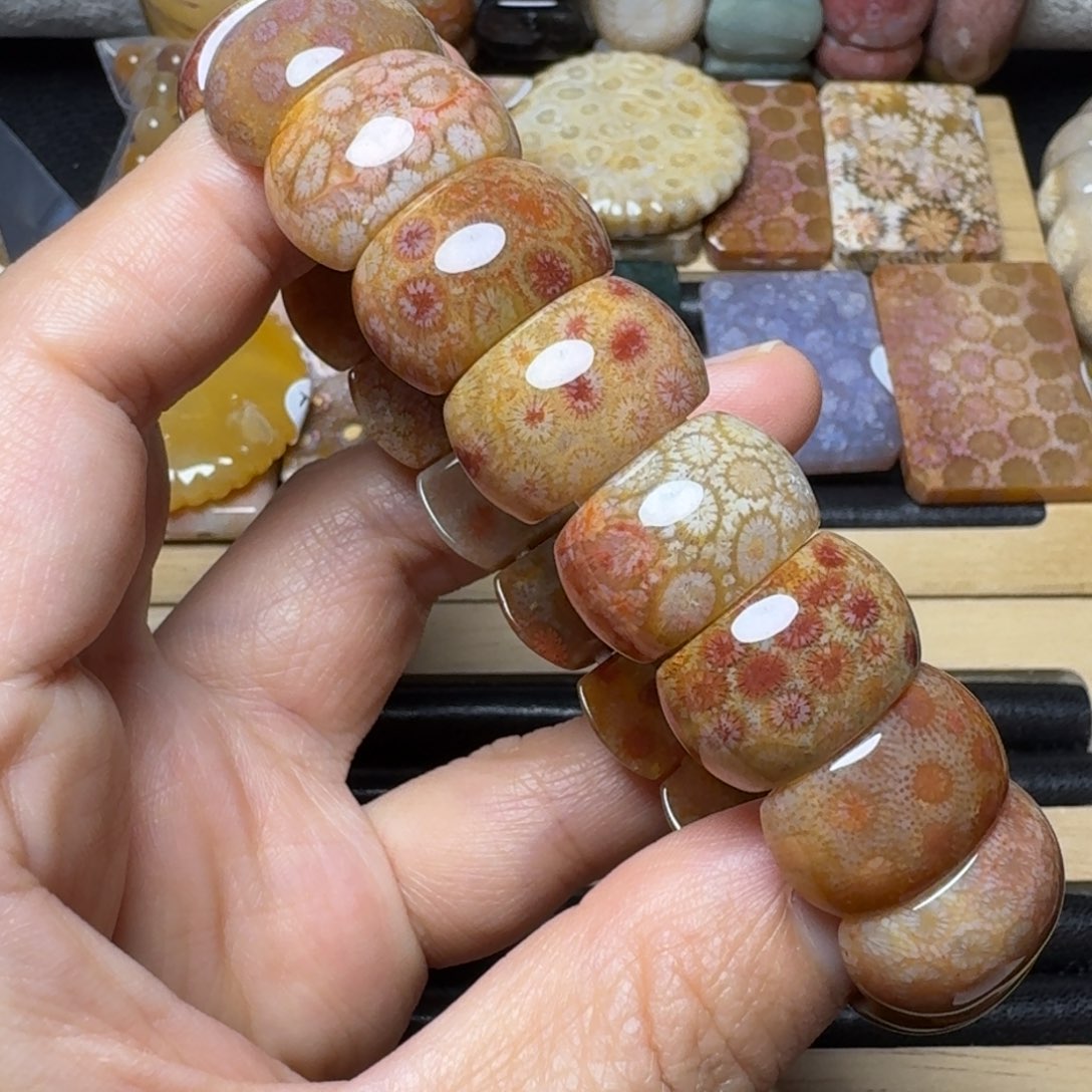 硅化玉玉透小彩花未镶嵌