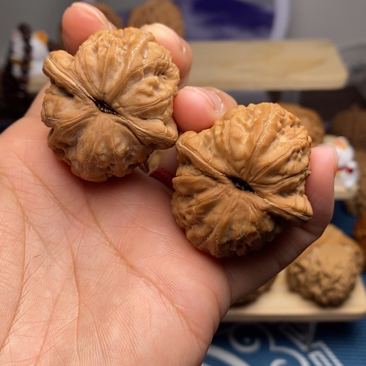 乔***治文玩核桃把件39+平谷元宝