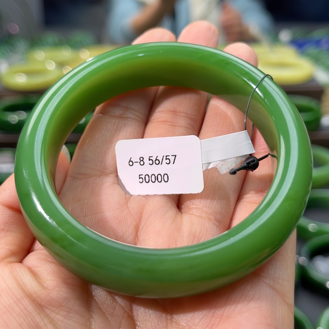 和田玉（碧玉）手镯未镶嵌