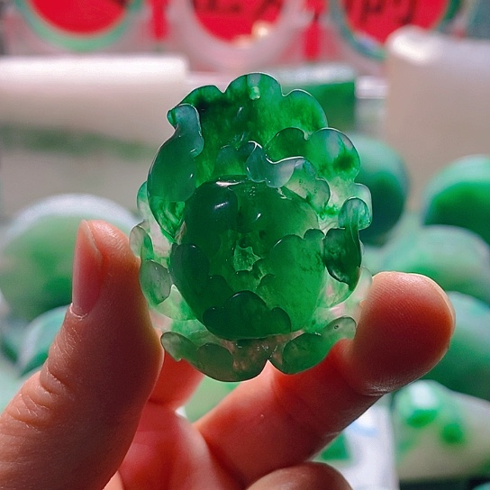 石英质玉颈饰未镶嵌