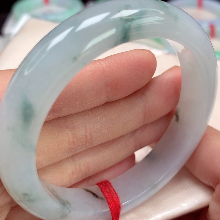 翡翠手镯未镶嵌糯冰水墨画19