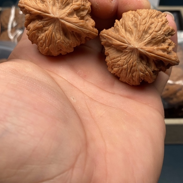 我***火文玩核桃吊坠磨盘