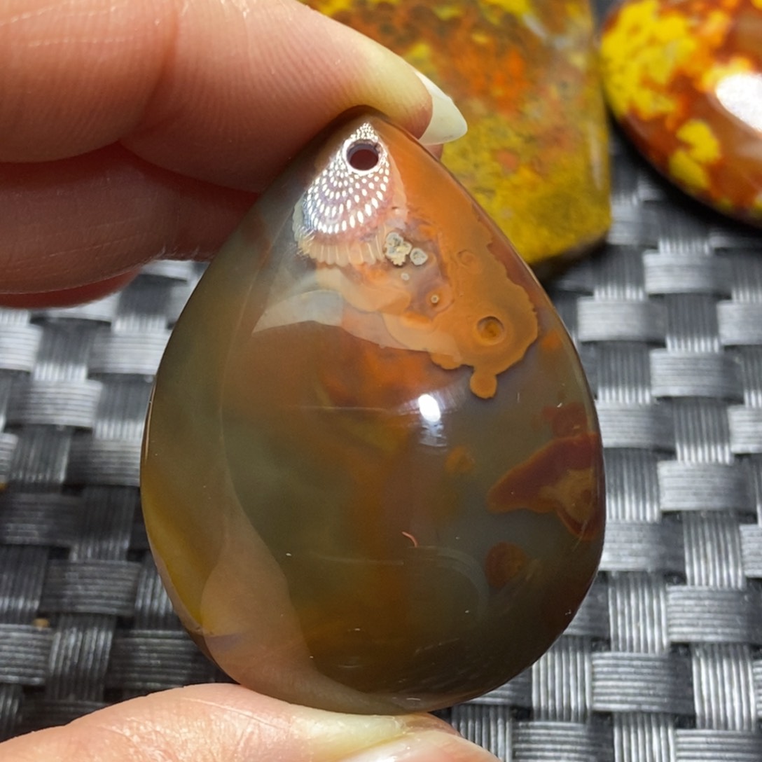 玛瑙/玉髓挂件未镶嵌