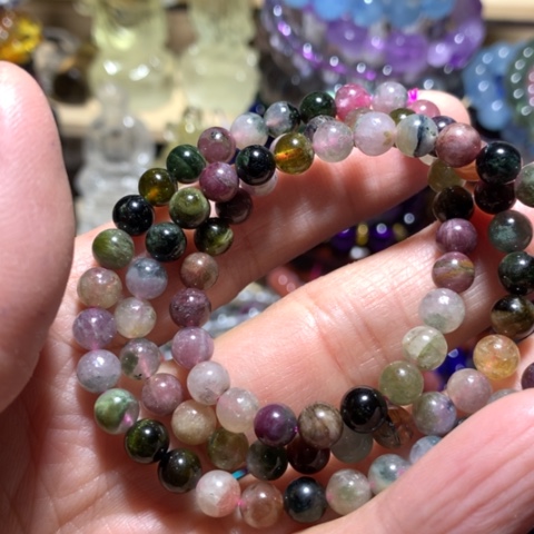 水晶手串未镶嵌我**界手串