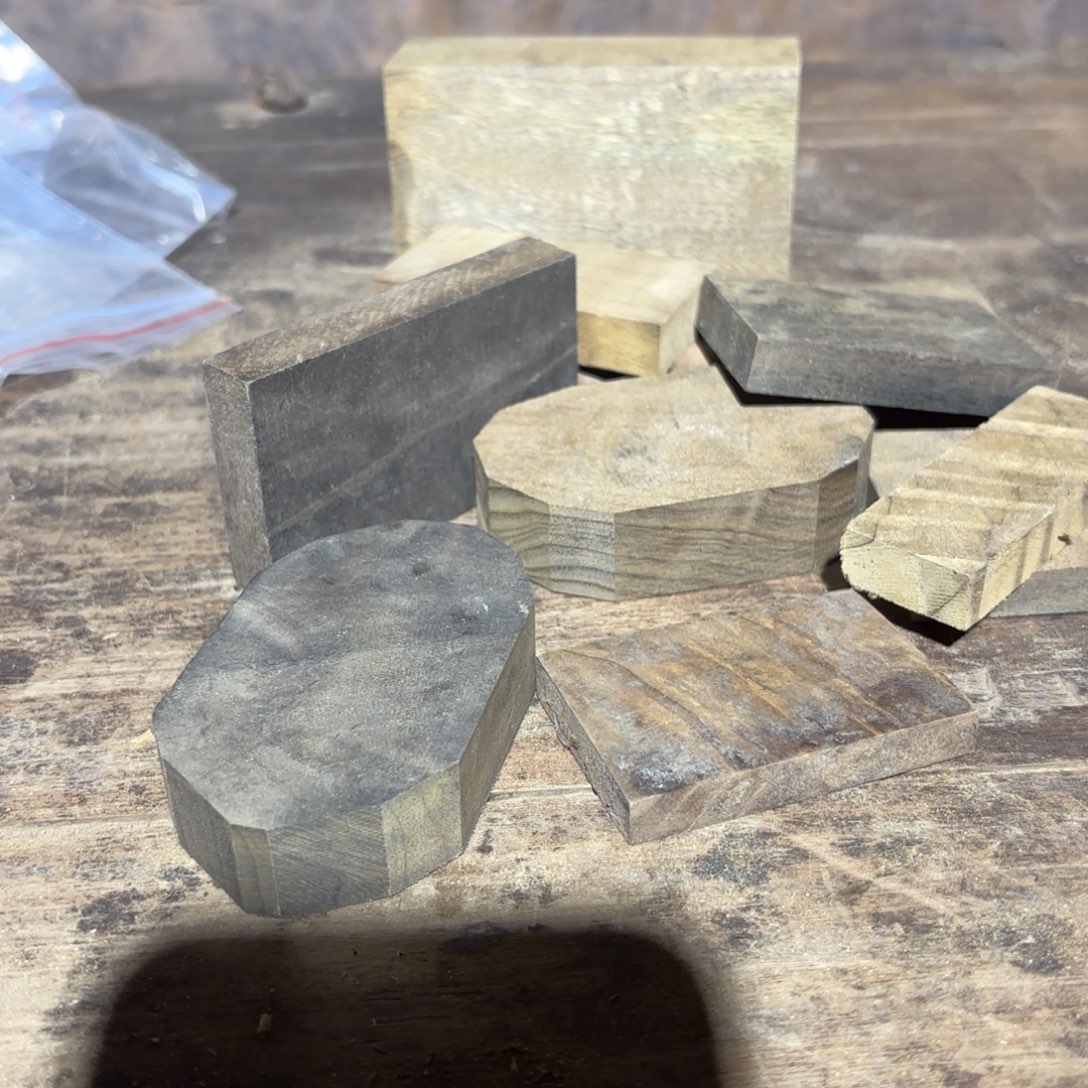 海***月金丝楠木无事牌材料