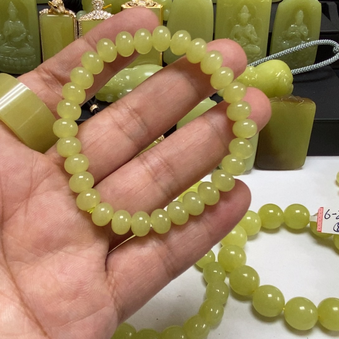 和田玉（黄玉）未镶嵌手链