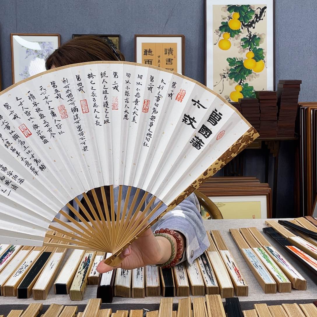 国画95寸梅妃-纯手绘-文玩扇骨（默认粘好）六戒