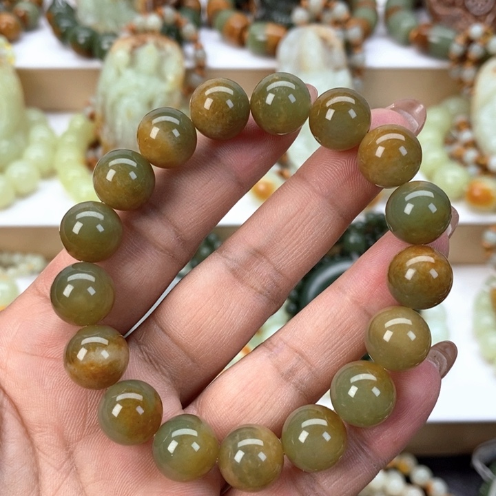 【闪购商品】透闪石质玉手串未镶嵌