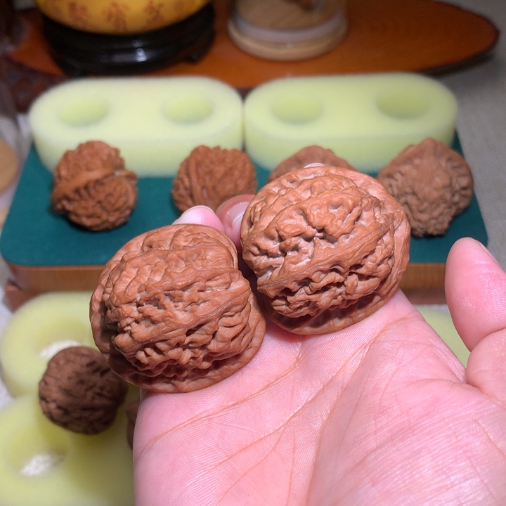 文玩核桃把件Y*太行雪狮