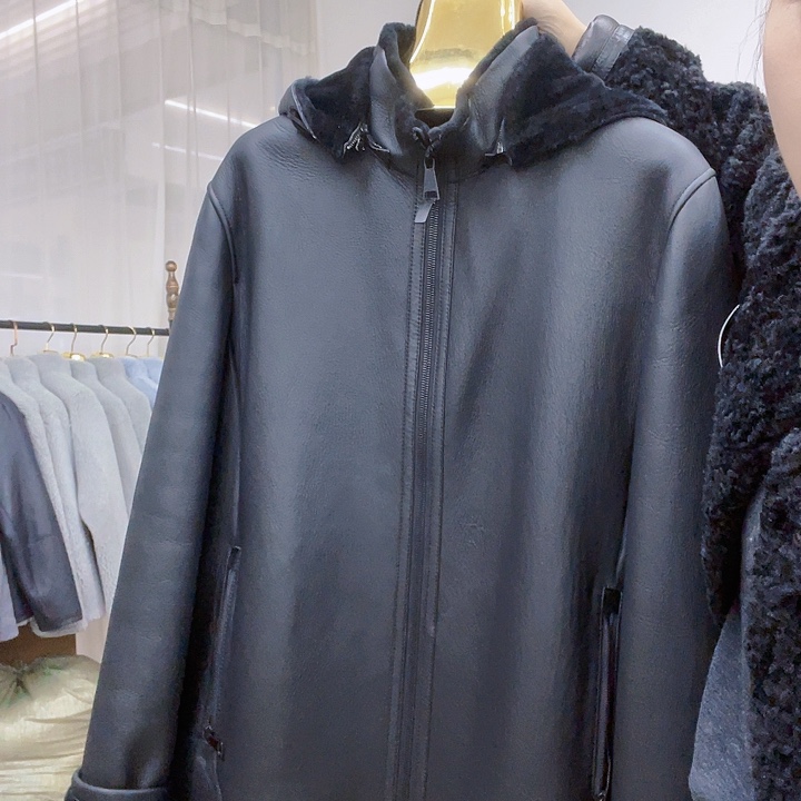 原生态皮毛一体连帽男士