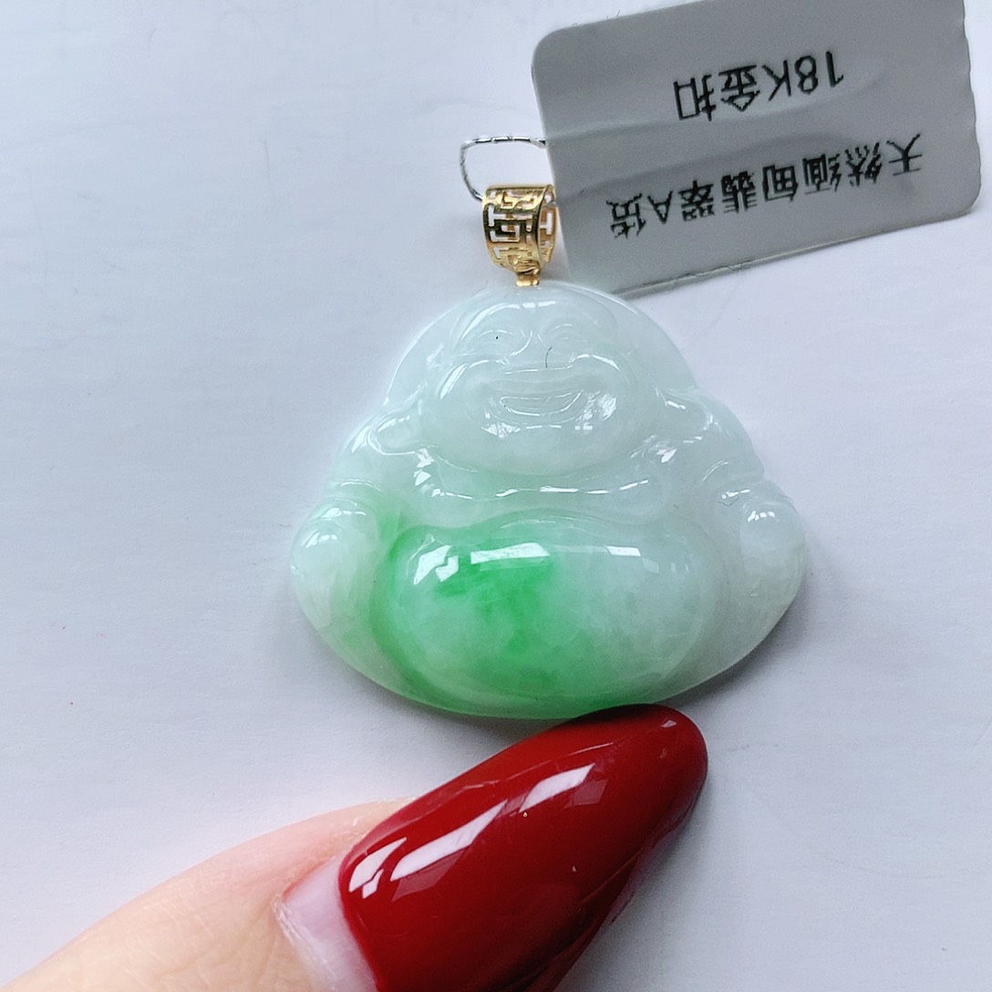 翡翠颈饰18K金镶嵌翡翠