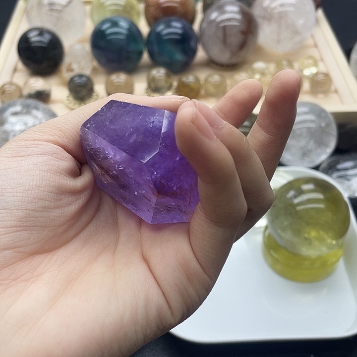 未镶嵌水晶珠宝半成品174水晶