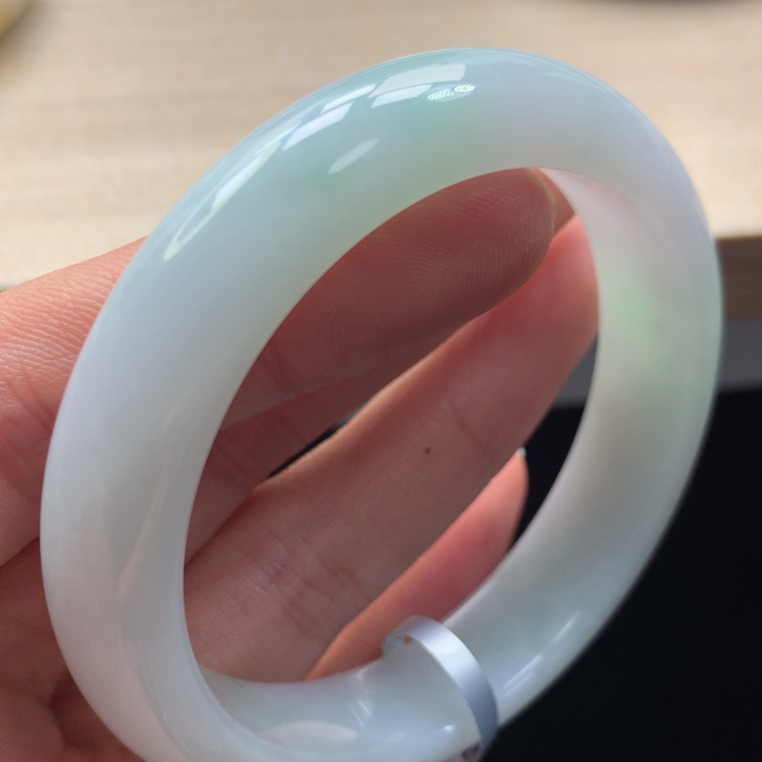 未镶嵌手镯翡翠手镯