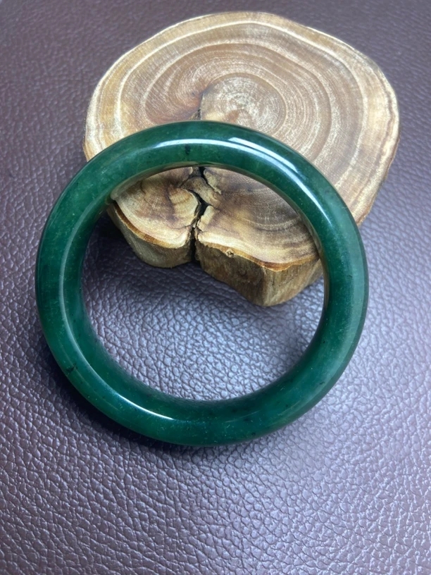 【抖音官方质检】纯天然和田玉碧玉手镯赠碧玉项链（多样性拍一发一）