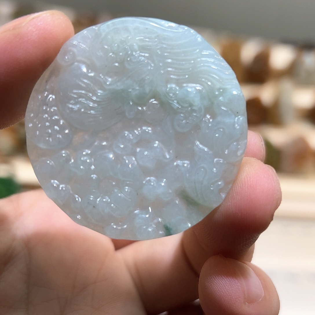 颈饰未镶嵌翡翠挂件