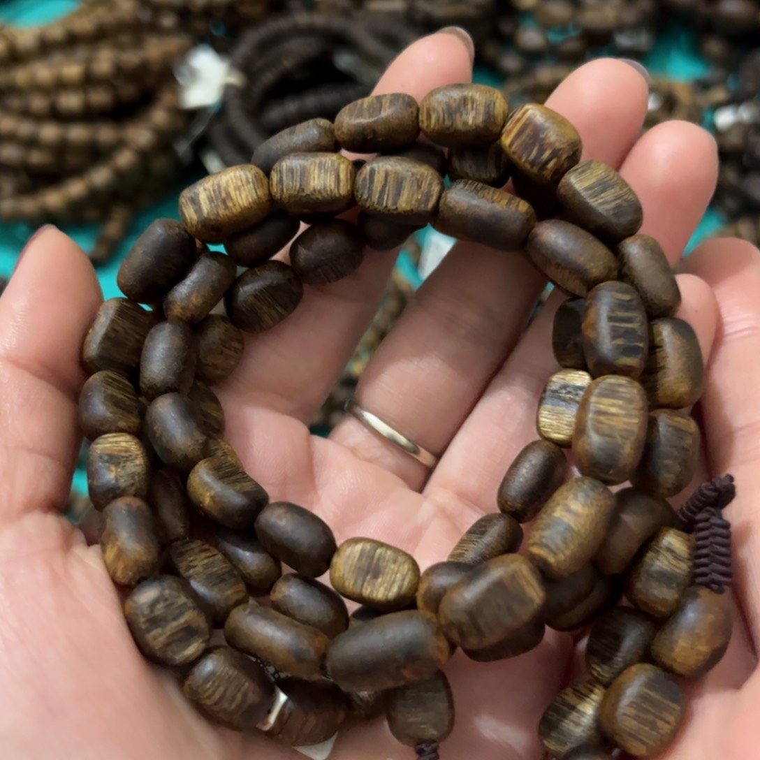 沉香手串汝湖卡8-24克多样性发货一条