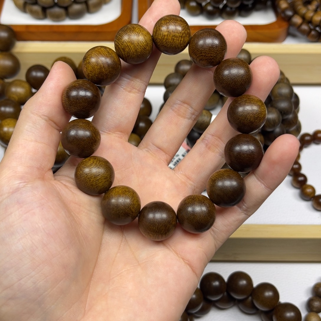 陕***柱手串沉香越南芽庄黄棋楠1.6