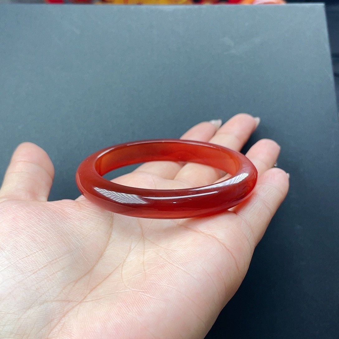 玛瑙/玉髓手镯未镶嵌兜****果