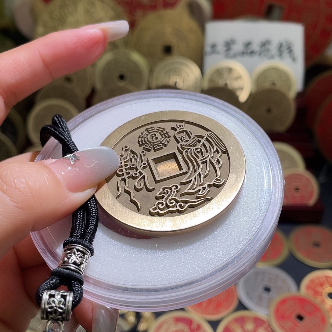 铜铜现代仿制工艺品雕母花钱