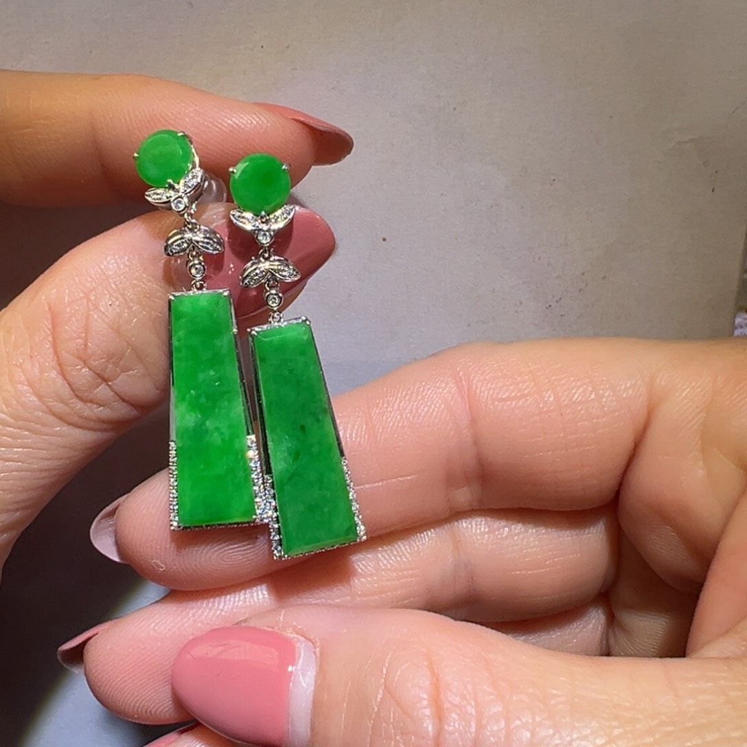 翡翠颈饰18K金镶嵌耳环