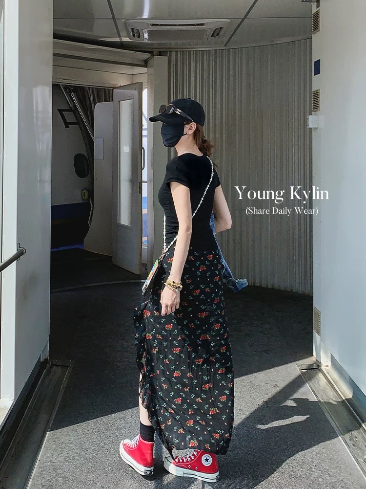 小碎花不规则荷叶边半身裙女夏季开叉花边裙摆设计长裙