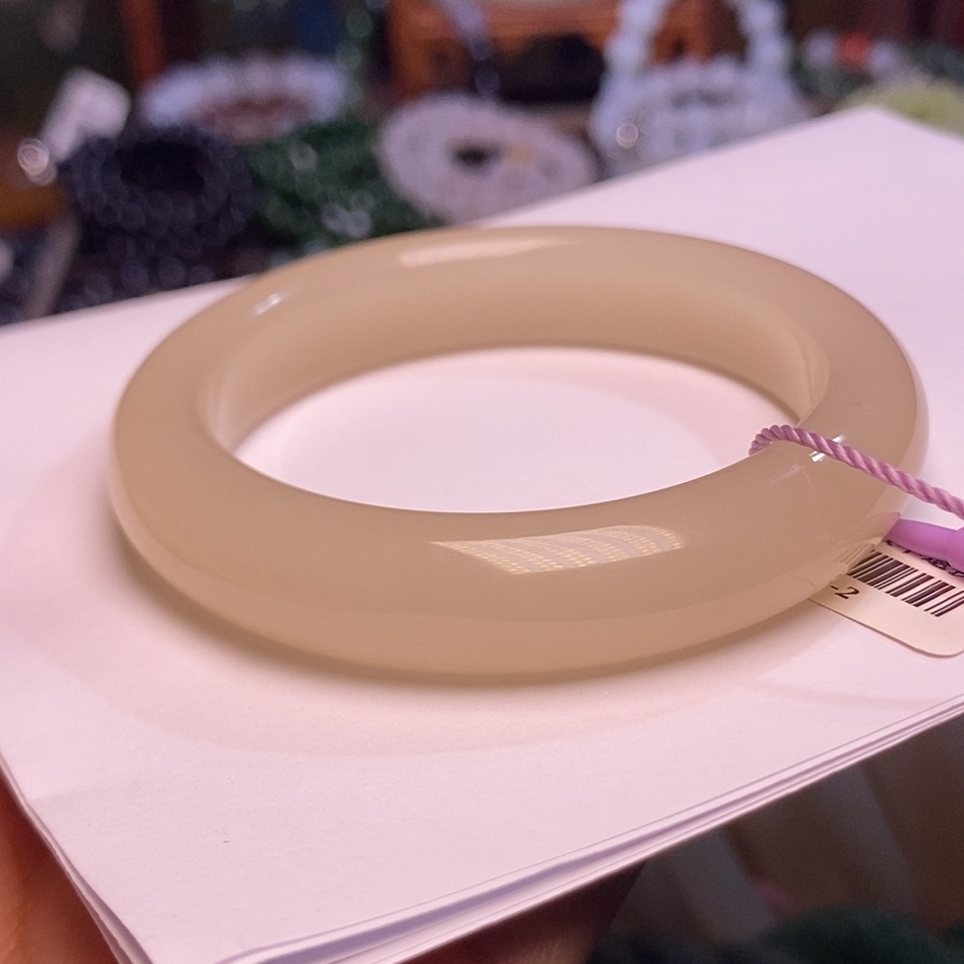 和田玉未镶嵌颈饰藕粉老熟料收藏毕业级手镯54.5