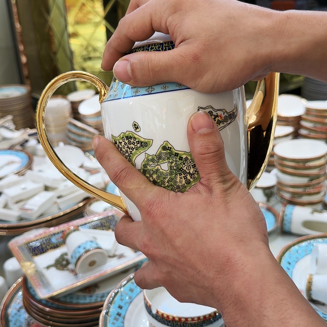 瓷片骨瓷餐具陶瓷高温工厂清