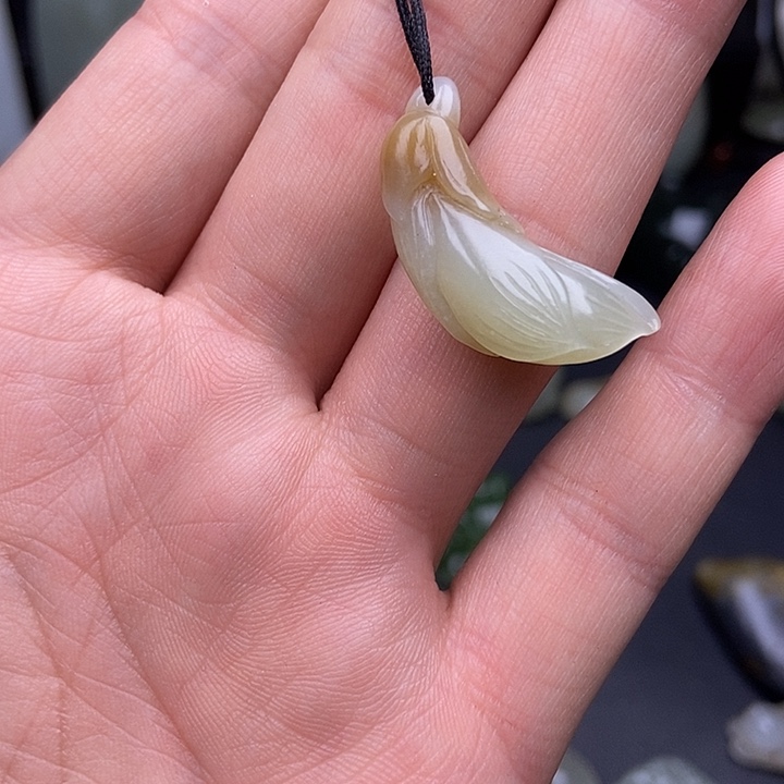 未镶嵌和田玉挂件