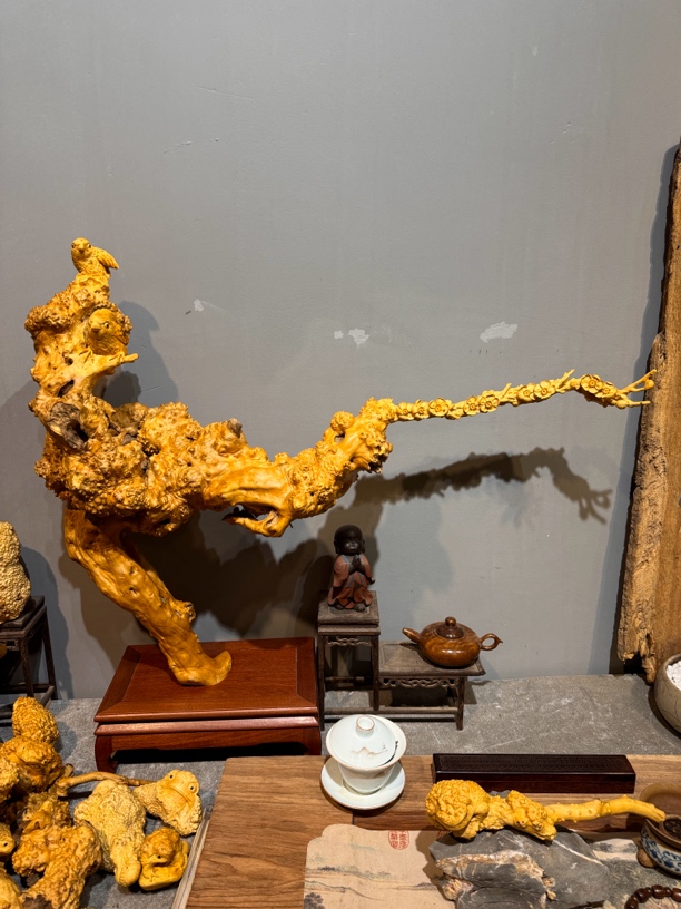 创意根雕小叶黄杨榴疤料喜上眉梢摆件根雕