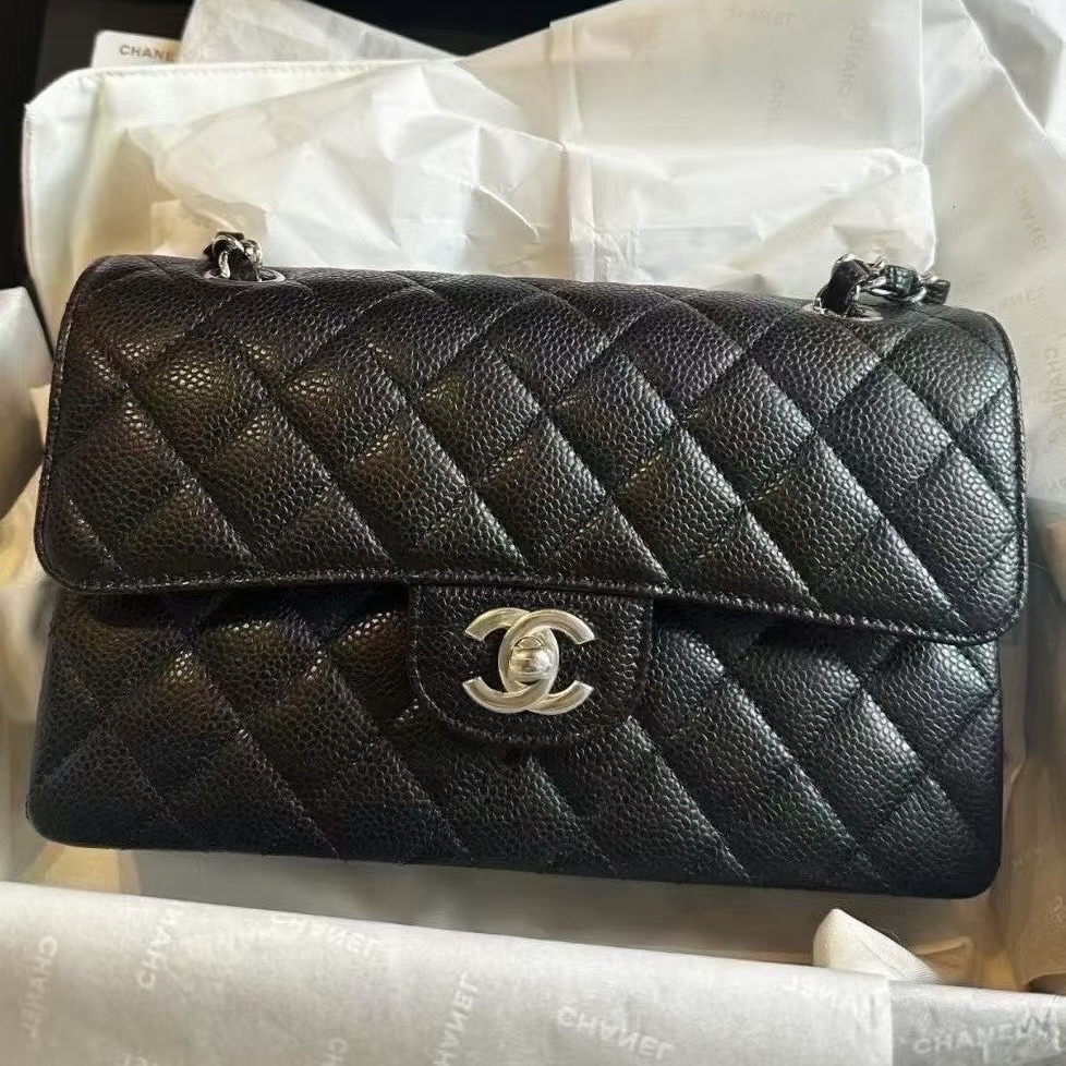 未使用 Chanel/香奈儿 黑银CF小号 芯片款荔枝牛皮 经典口盖包