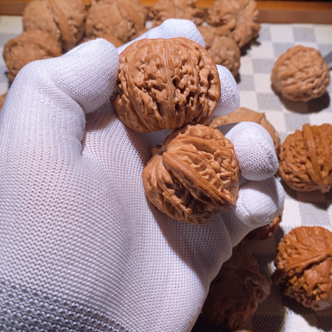 .***.文玩核桃手串磨盘