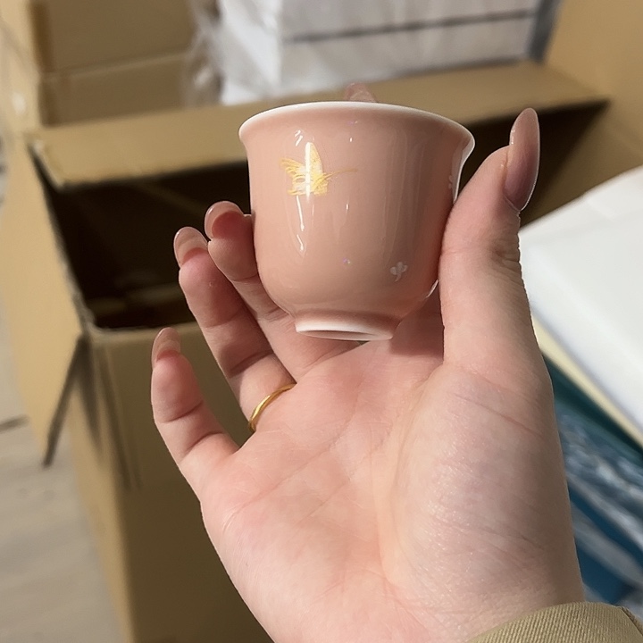 杯杯哈哈哈哈哈哈哈