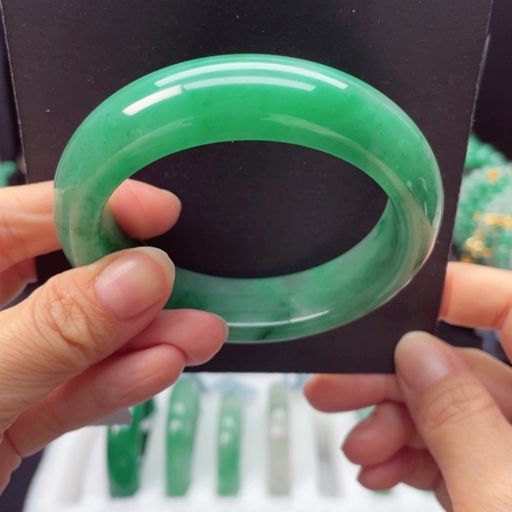 石英质玉手镯未镶嵌59-60-61