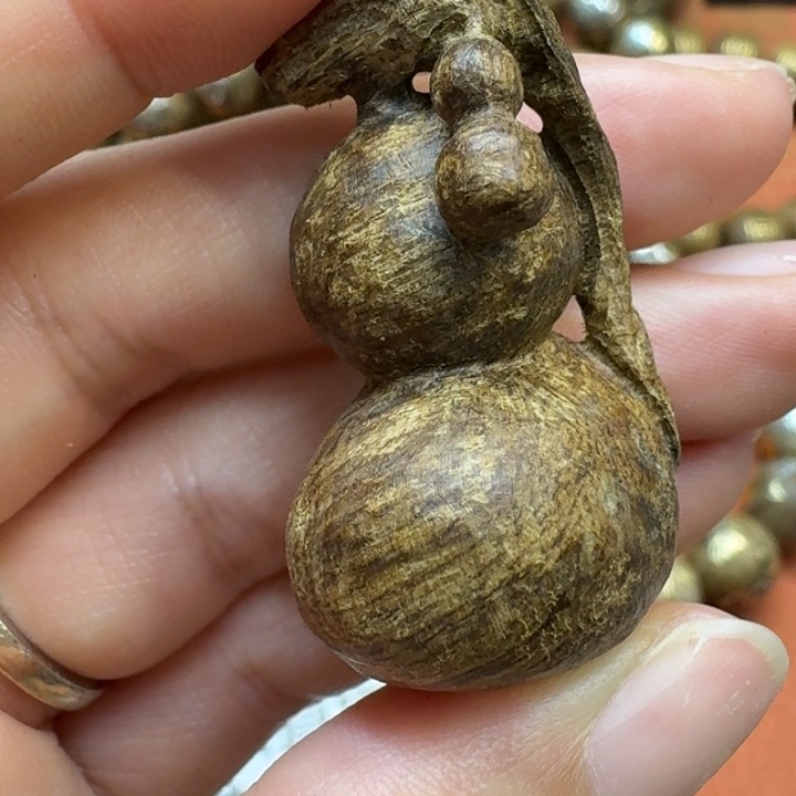 大叶紫檀（黑酸枝木类）