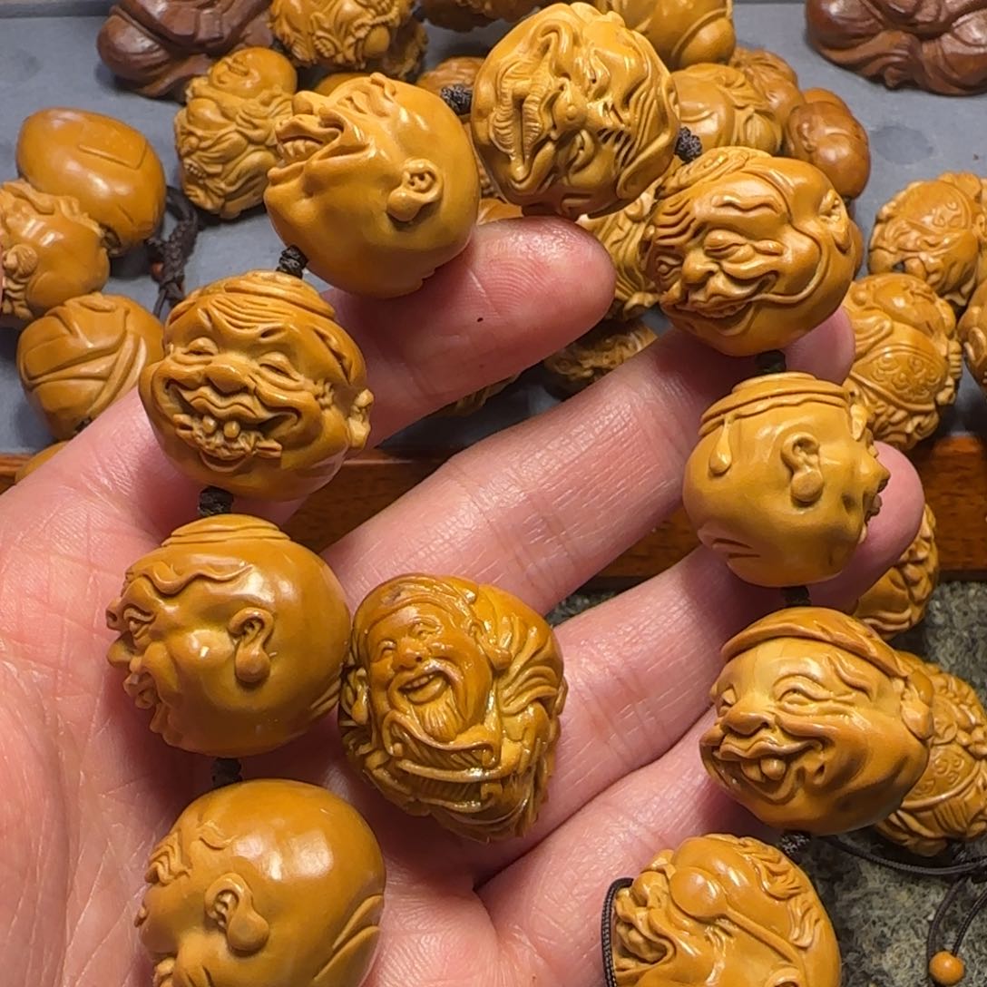 橄榄核吊坠……………………