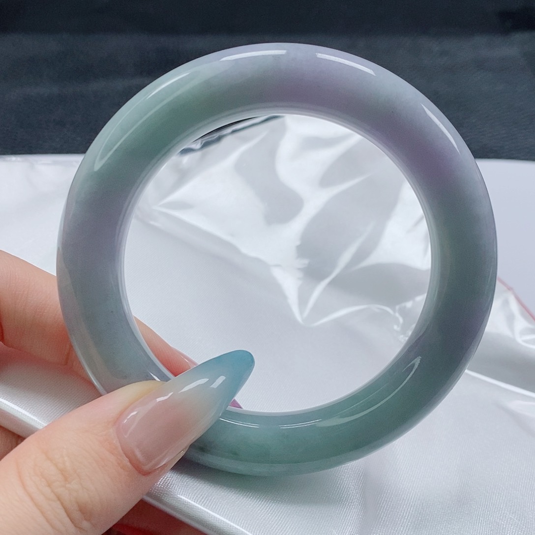 【闪购商品】未镶嵌手镯（圆镯）翡翠301号