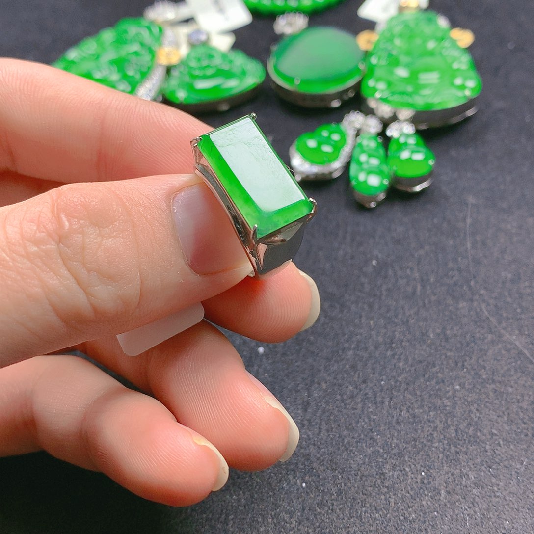 颈饰银S925镶嵌翡翠翡翠